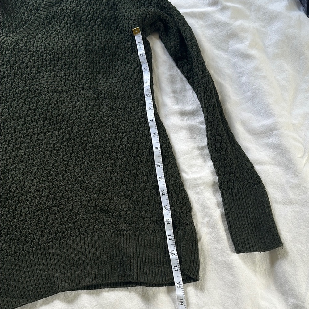 American Eagle Dark Green Cotton Blend Sweater - Picture 8 of 10